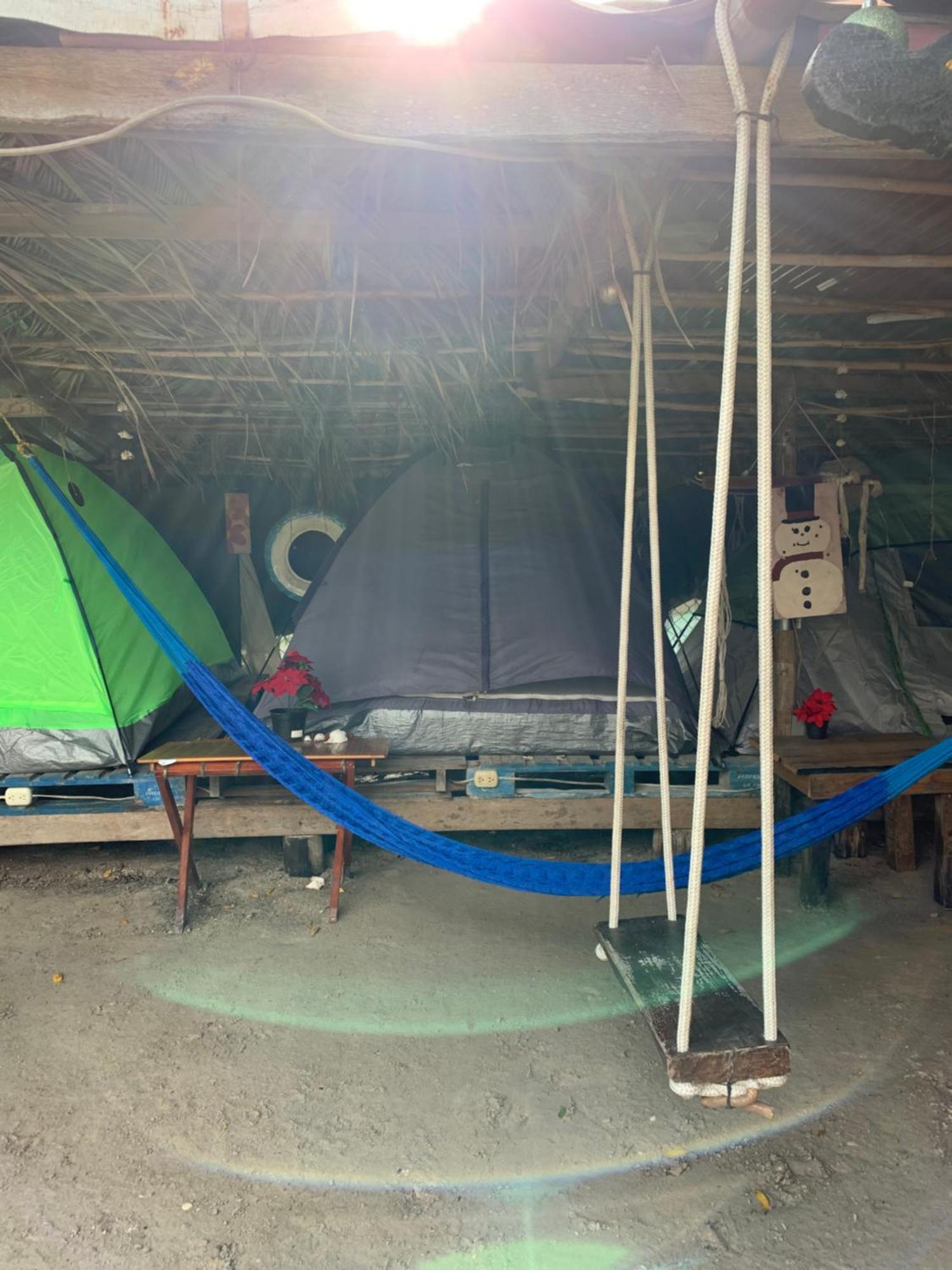 Casa De Los Santos Camping Y Eco Cabanas Isla Holbox Dış mekan fotoğraf