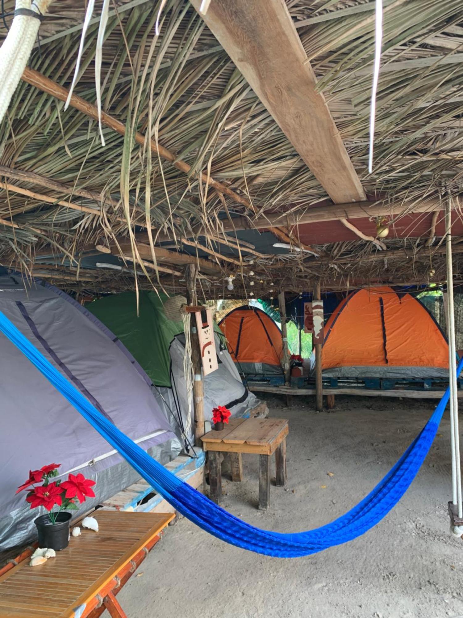 Casa De Los Santos Camping Y Eco Cabanas Isla Holbox Dış mekan fotoğraf